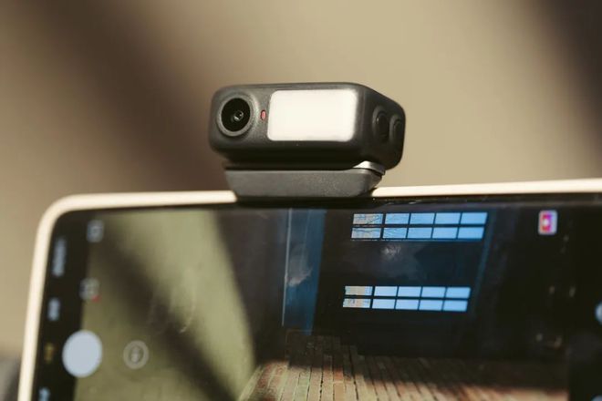 Moblie 7 Pro稳定器首发初体验！爱游戏app体育549元！大疆OSMO(图9)